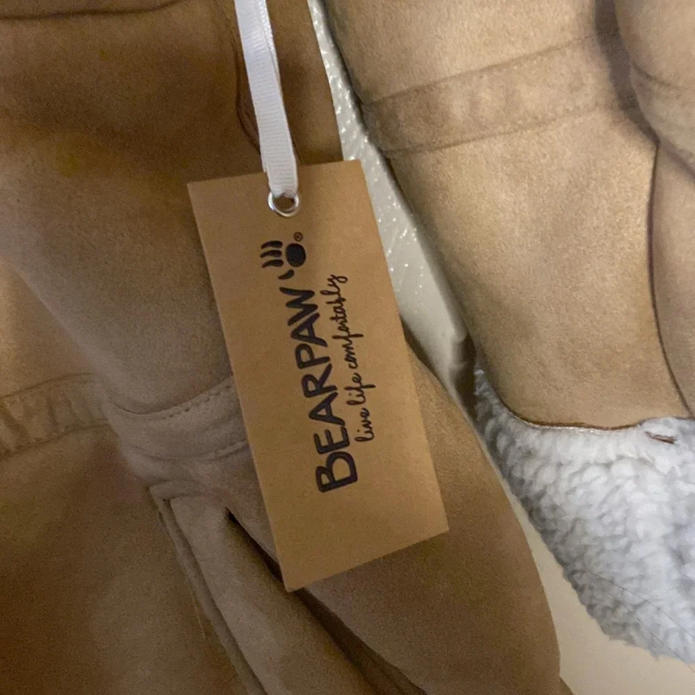 Bearpaw coat - Picture 6 of 12
